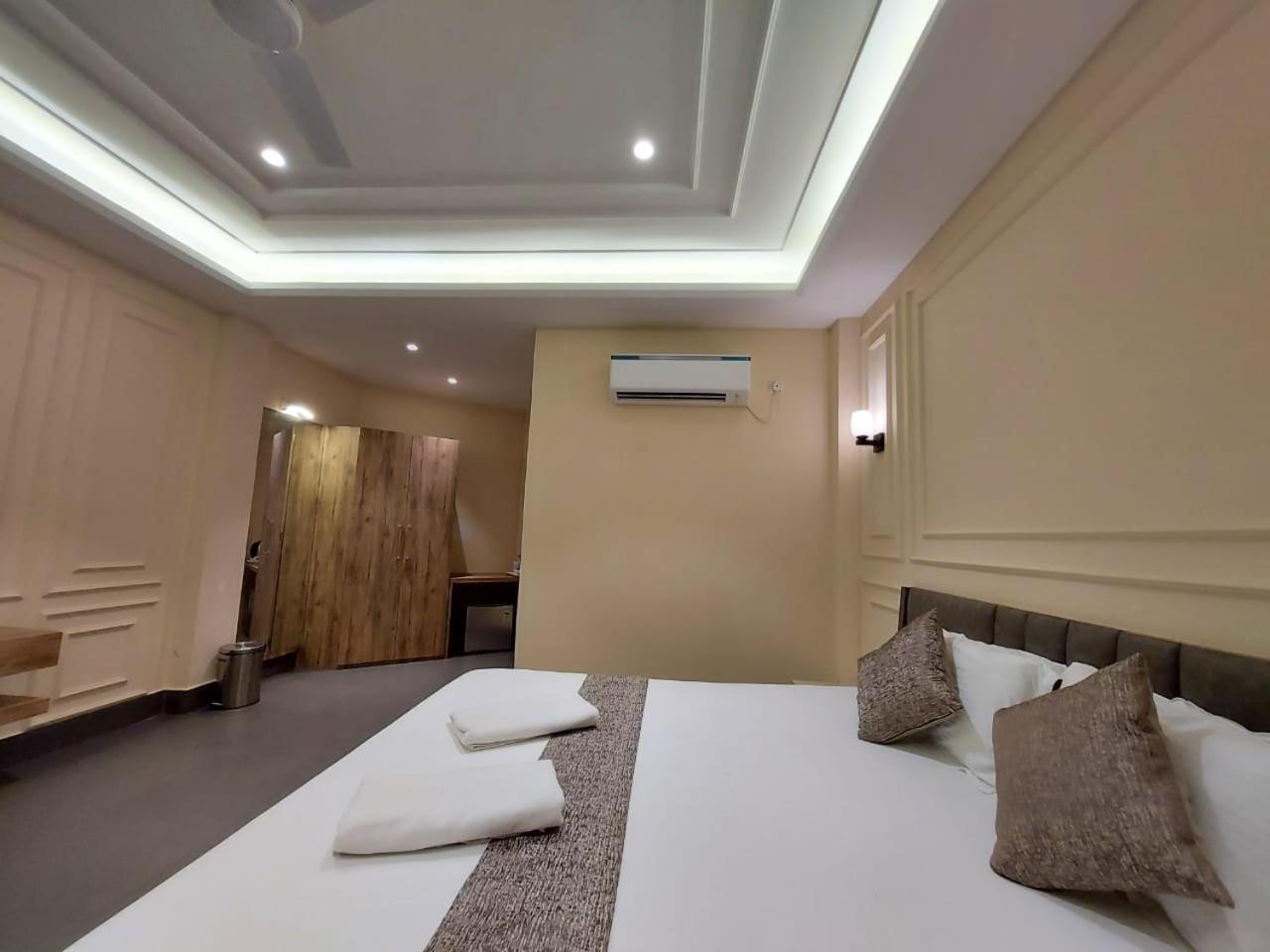 Parth King Beach Resort 曼达莫尼 外观 照片