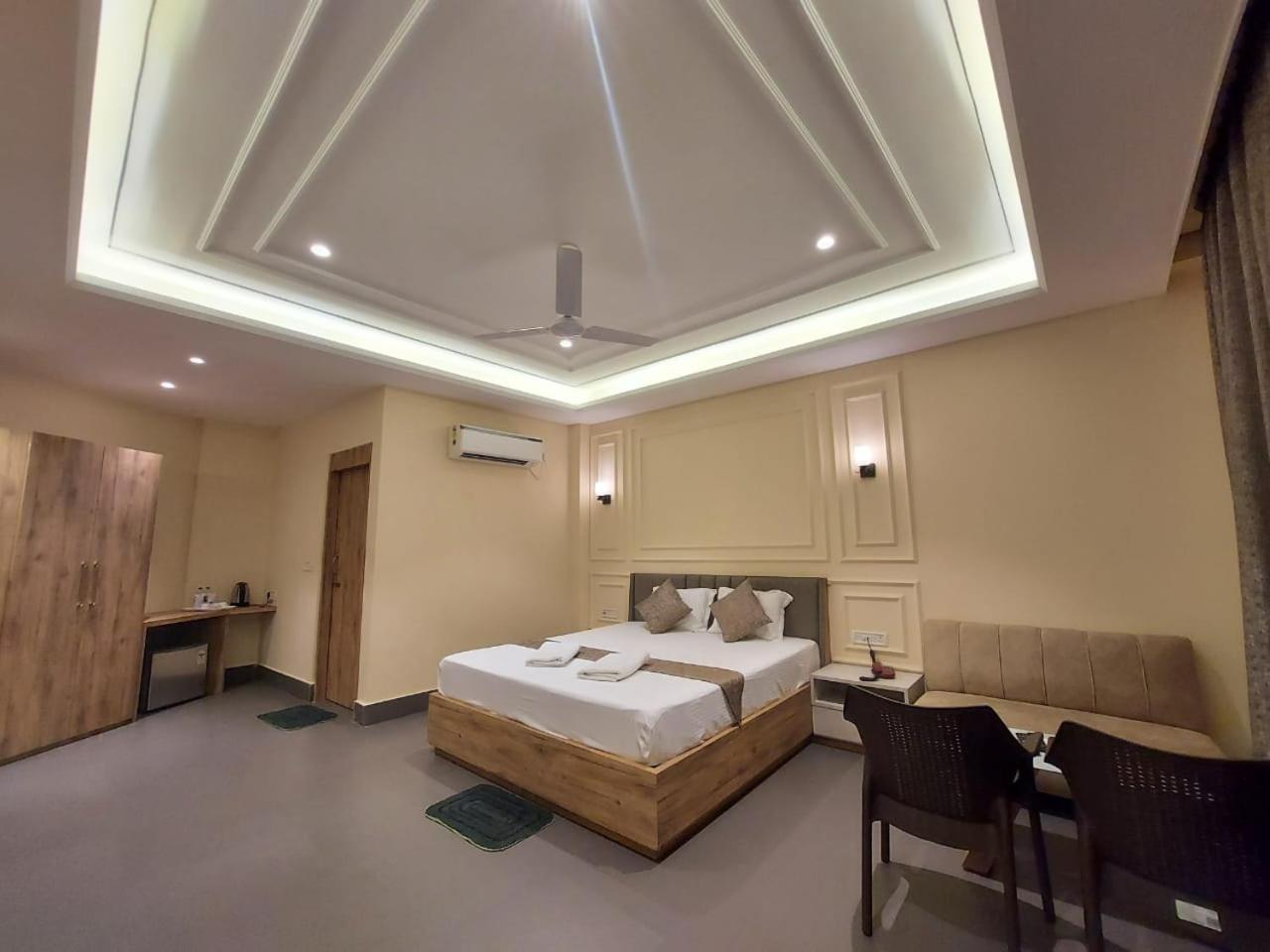 Parth King Beach Resort 曼达莫尼 外观 照片