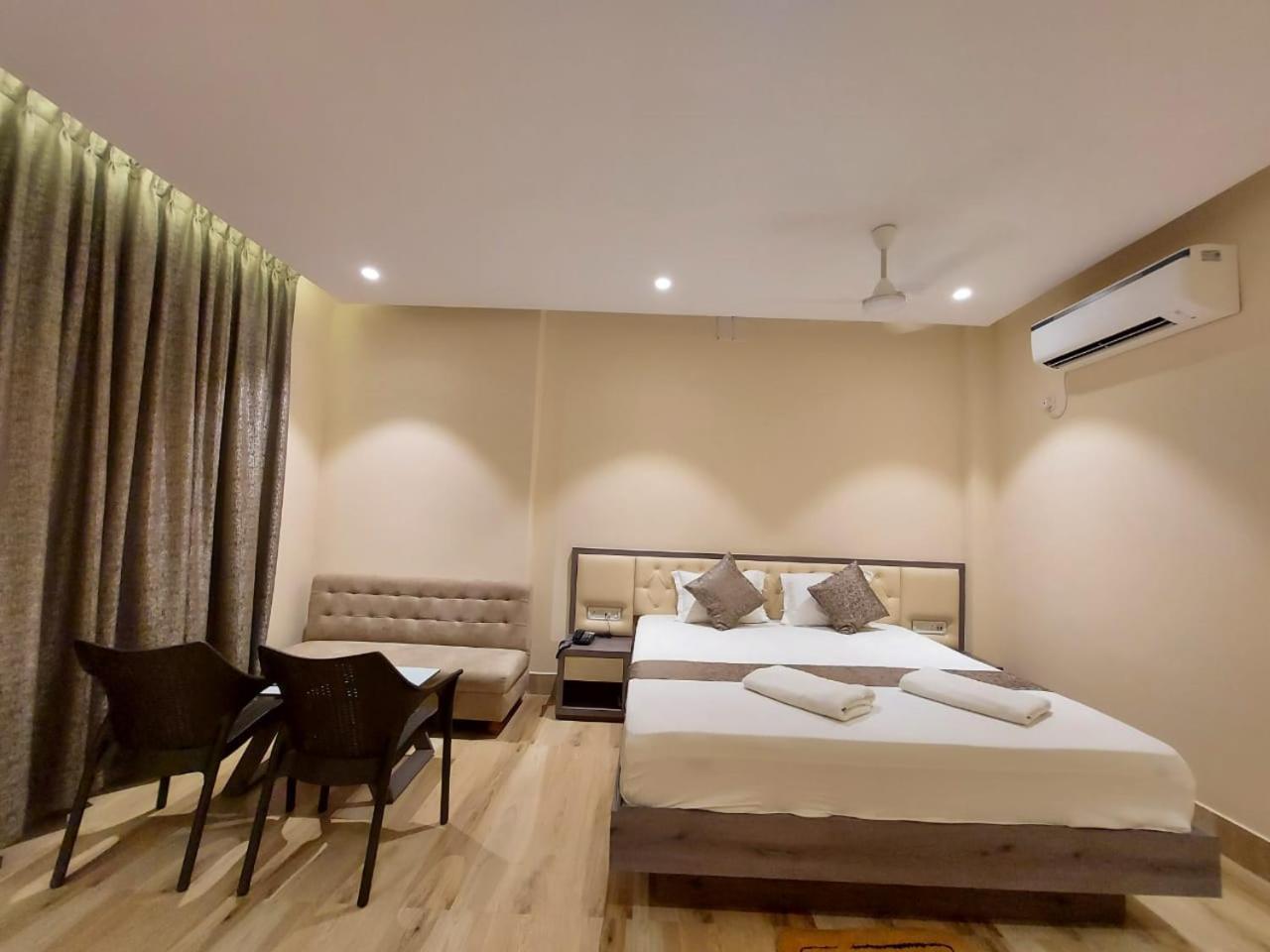 Parth King Beach Resort 曼达莫尼 外观 照片
